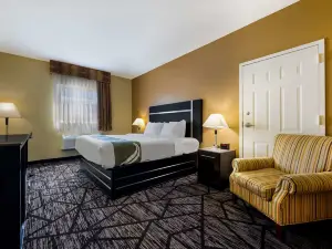 ควอลิตี้ อินน์ ฟอร์ต เพย์น