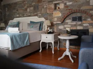 Domatia Stone Hotel