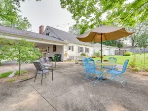 Pet-Friendly Wooster Vacation Rental with Patio!