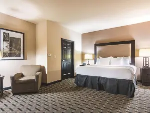 La Quinta Inn & Suites by Wyndham Mt. Pleasant