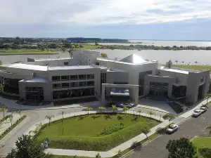 Arena Resort