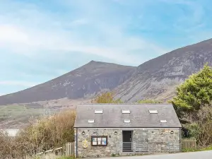 Host & Stay - Trefor Cottage