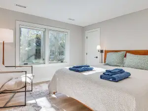 Custom-built Home Near Piscataqua River!