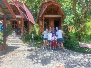 Lucky Bamboo'Bungalows-Resto and Orangutan Jungle Trekking Tours