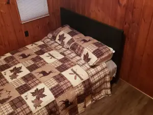 Authentic Northern Minnesota Cabin • Cozy, Private & Perfect Getaway