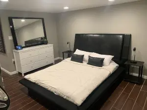 ★Contemporary Studio10min to Boston w/ free Parking★