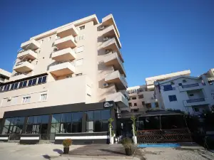 Enles Hostel
