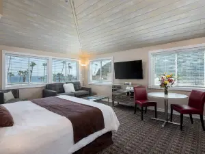 Glenmore Plaza Hotel