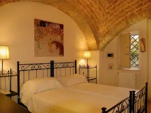 The Olive Inn
