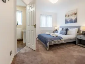 Colwell 4 Bedroom, 3 Bathroom House