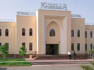 โรงแรมคานาคา