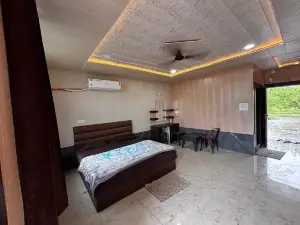 Tomar Paradise Resort