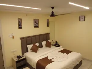 HOTEL MAGNET - 印多爾