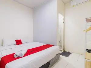 RedDoorz @ Balaraja Centre Plaza