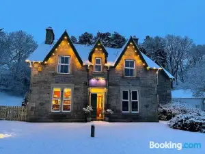 Strathardle Lodge