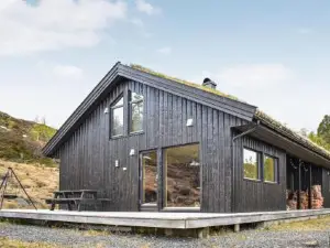 Beautiful Home in Skare with Wifi