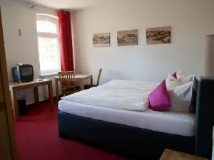 Hotel Garni Brauhof Niederwiesa