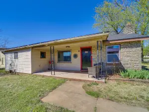 Langley Vacation Rental < 3 Mi to Grand Lake!