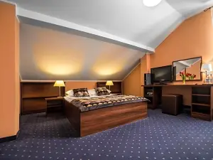 Hotel Colnus
