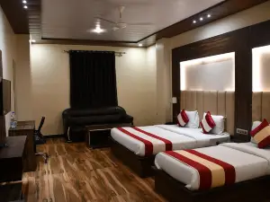 Hotel Vibharaj Palace
