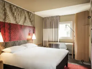 Ibis Melun
