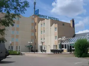Brit Hotel Orléans St Jean de Braye – L’Antarès