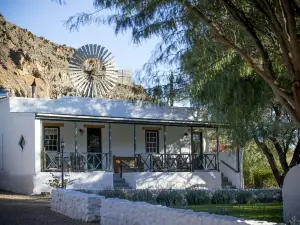 Dennehof Karoo Guesthouse