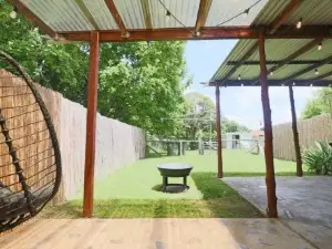 The Modern Victorian 200 Metres from CBD