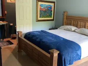 Airport Inn