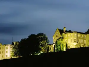 Schlosshotel Steinburg