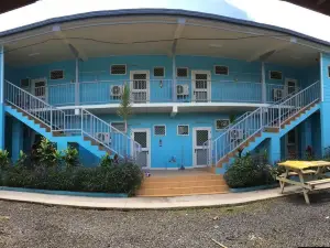 เฮอเลคส์ โฮเทล