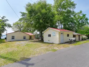 Riverfront Edenton 콘도, 베란다 & 수변 경치 포함!
