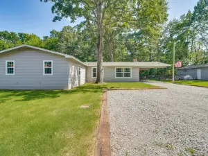 Walk to Marina & Lake: Family Retreat in Afton!