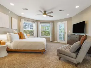 Rocky Shore Tranquility - Ozark Mtn Resort Amenities