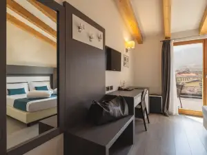 ไฮ โฮเทล - เวลเนส แอนด์ สปา สำหรับผู้ใหญ่เท่านั้น