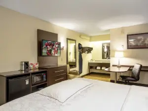 เรดรูฟอินน์พลัส+ พิตส์เบิร์กอีสต์ - มอนโรวิลล์