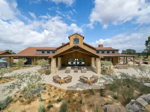 Sun Outdoors Paso Robles