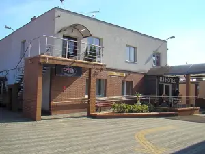 RJ Hotel