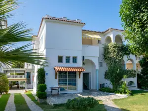 梅利莎黃金海岸酒店