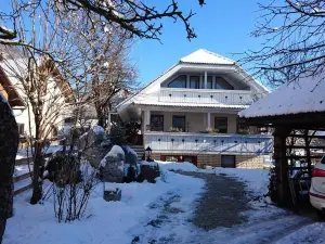 Apartmaji Marinka Hodnik