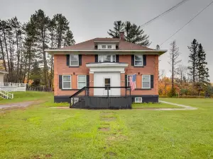 Spacious Home in Ramsay: 9 Smart TVs + Pool Table!
