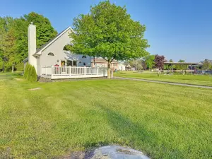 Riverfront Au Gres Cottage w/ Fire Pit & Grill!