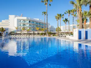 ฮิโปเทลส์ คาลา มิลลอร์ พาร์ค