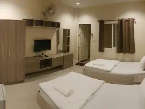 Baan Yai Hotel Mueng Phon Khonkaen