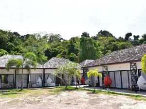 The Reef Resort