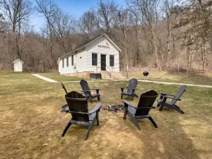 Pet-Friendly Blue Mounds Vacation Rental w/ Yard!