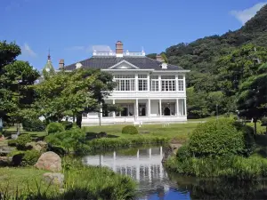 Iwaiya