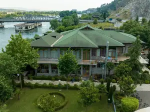 Buna Park Hotel