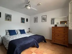 Casa Antoni is a cozy 4-person house in Mures, Spain, with a charming, tradition