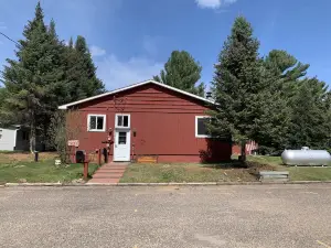 Spacious Cabin on the Lake with Wood Burning Fireplace - ATV/Snowmobile trails